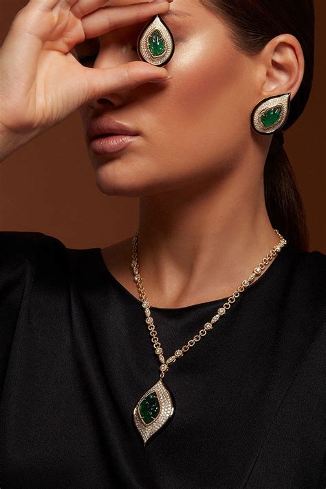 Precious stones Collections jewellery in Italy